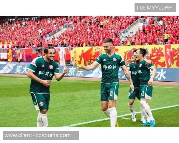 青岛黄海迎战贵州恒丰争夺中甲联赛关键三分的精彩对决 青岛黄海迎战贵州恒丰争夺中甲联赛关键三分的精彩对决